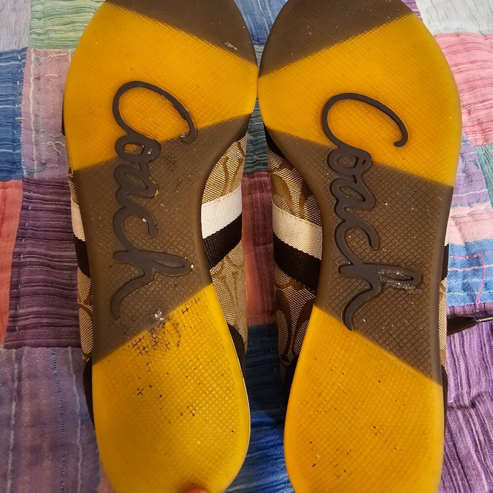 Coach Joss Monogram Lace up Shoes size 8, Tan and Brown - Picture 4 of 5